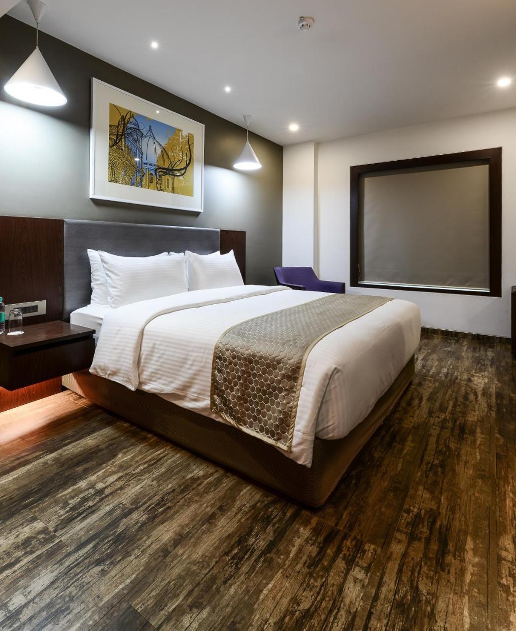 Howard Johnson By Wyndham, Airport होटल 4*
